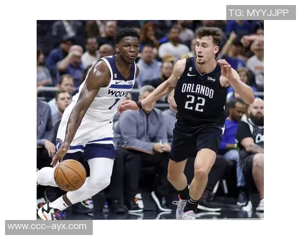 爱德华兹谈对阵唐斯的感受表达了对他的尊重与敬意 爱德华兹谈对阵唐斯的感受表达了对他的尊重与敬意